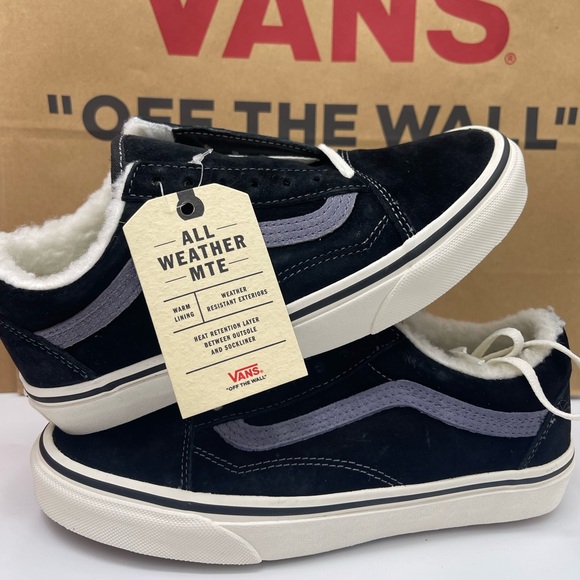 Vans WMNS Vans Old Skool Mte (Mte) Nubuck/Black Sneakers Sherpa Foux - Picture 2 of 16